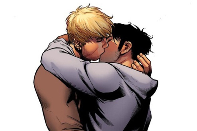  Hulkling e Wiccano se beijam em Young Avengers: The Children’s Crusade #9 (2012)
