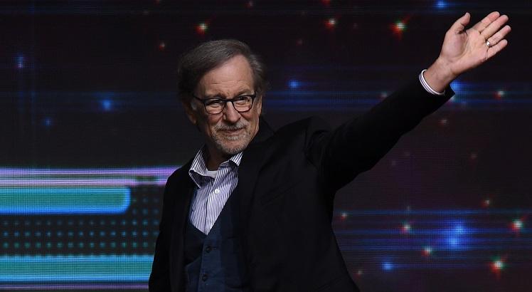 Steven Spielberg no painel da Warner