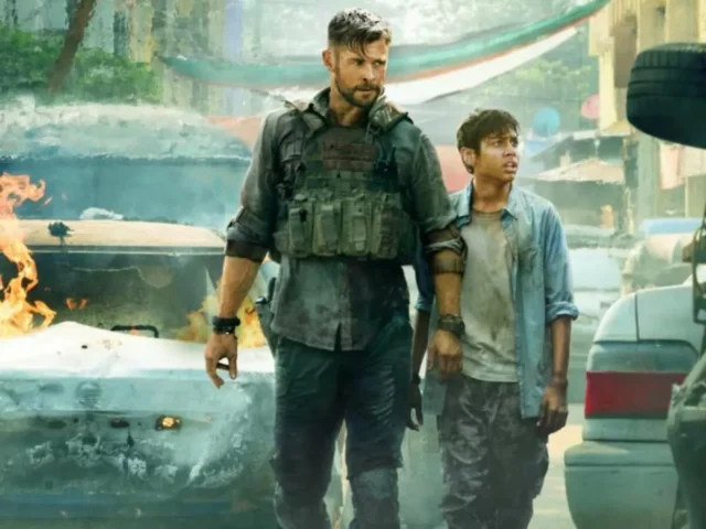 Chris Hemsworth, o Thor, mostra os músculos em anúncio de Resgate 2