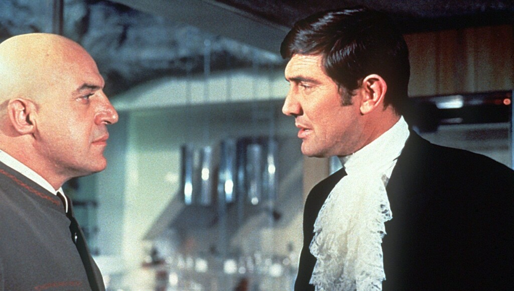 George Lazenby estrelou apenas um filme do 007