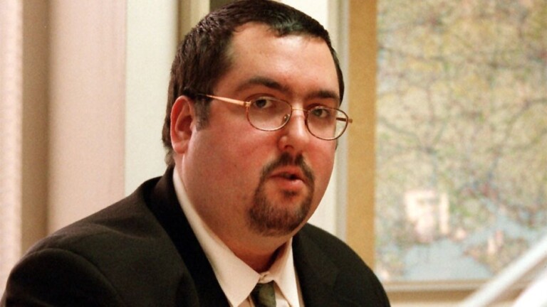 Ewen MacIntosh como Keith em The Office