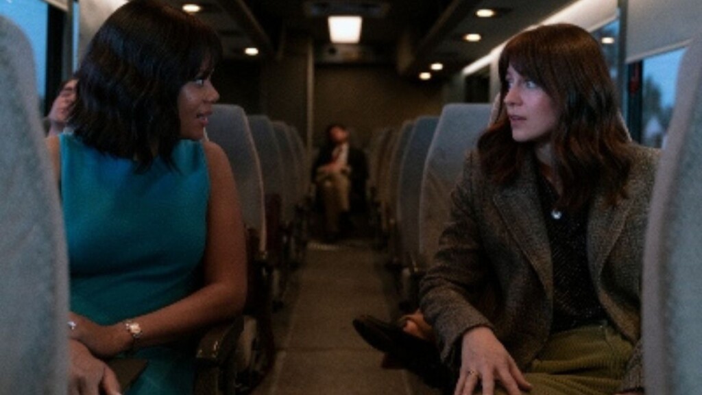 Christina Elmore e Melissa Benoist em As Garotas do Ônibus