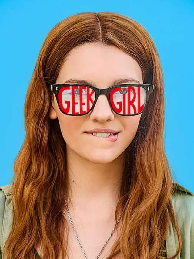 Emily Carey, de A Casa do Dragão, estrela Geek Girl, nova série da Netflix