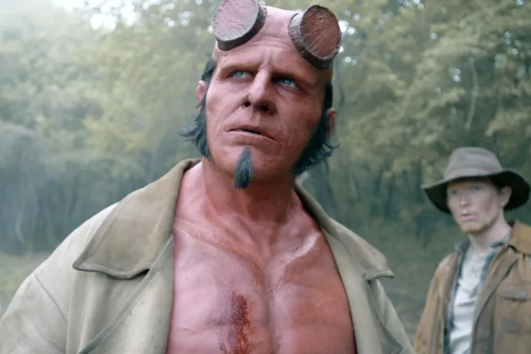 Jack Kesy como Hellboy