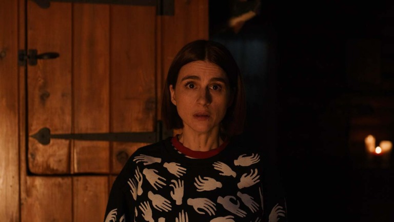 Aya Cash em Me Assuste