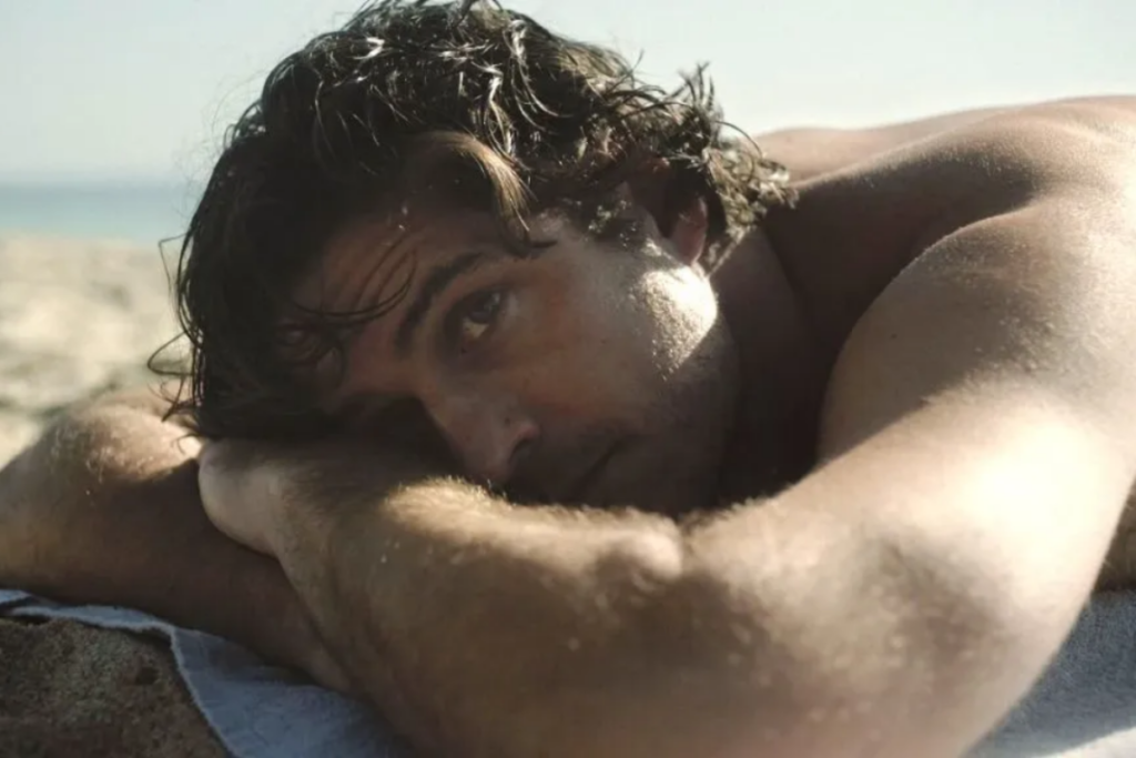 Marco Pigossi em High Tide