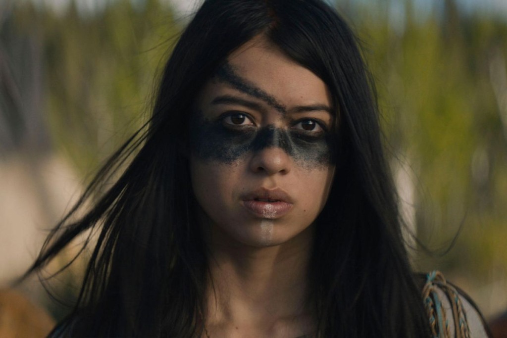 Amber Midthunder em O Predador: A Caçada