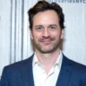 Tom Everett Scott entra para o elenco de prelúdio de Legalmente Loira