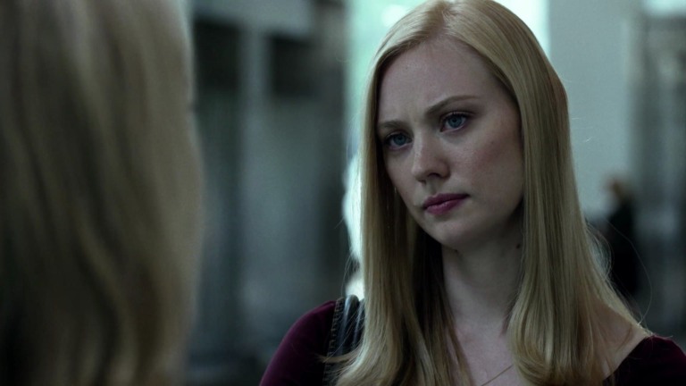 Demolidor: Renascido: Por que Karen Page desapareceu da série