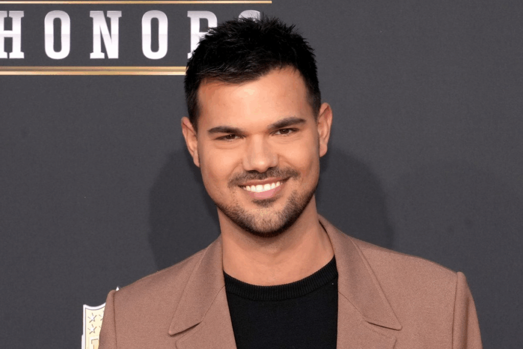 Taylor Lautner atualmente