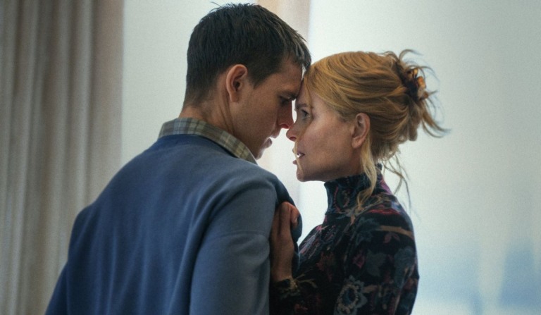 Cena do filme Babygirl do Prime Video