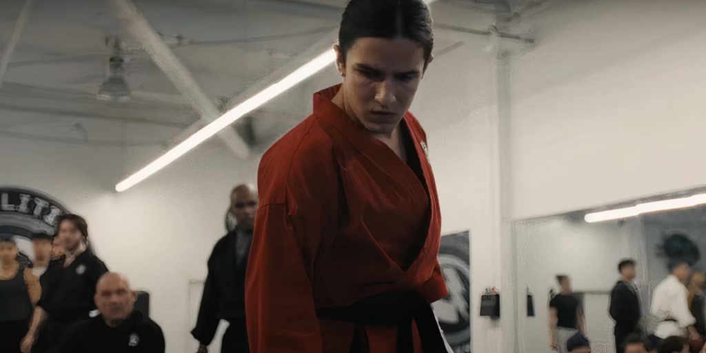 O personagem Connor em Karatê Kid: Lendas será interpretado por Aramis Knight