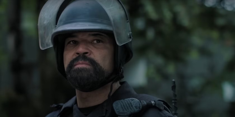 Quem é Isaac? Explicamos o novo vilão da 2ª temporada de The Last of Us e sua conexão com Abby Quem é Isaac? Explicamos o novo vilão da 2ª temporada de The Last of Us e sua conexão com Abby