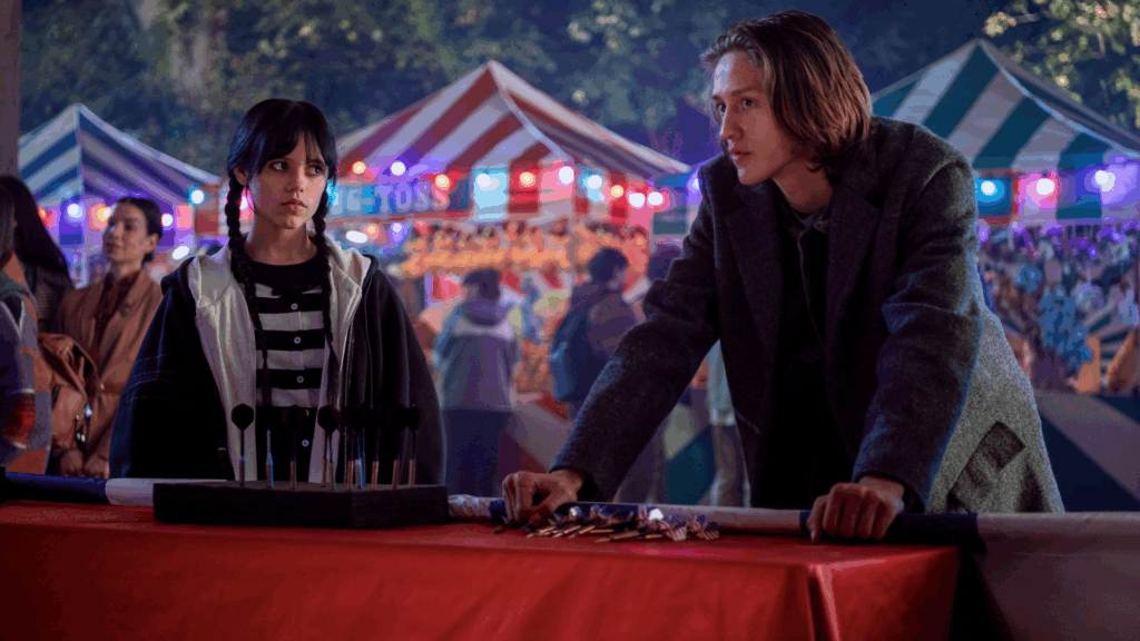 Percy Hynes White e Jenna Ortega