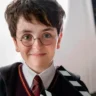 Série de Harry Potter ganha novas fotos com Harry e Hagrid no set