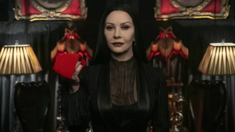 O que realmente aconteceu com Ophelia Frump, irmã de Morticia, em Wandinha