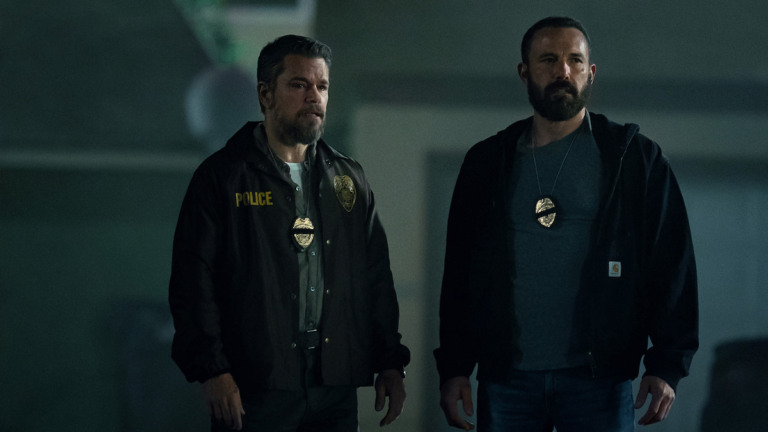 Trailer de Dinheiro Suspeito: Matt Damon e Ben Affleck descobrem milhões de dólares em esconderijo abandonado