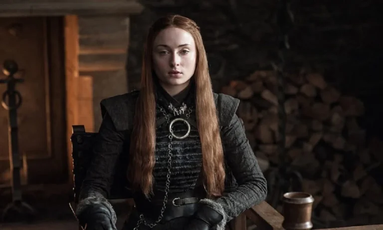 Sophie Turner será a próxima Lara Croft
